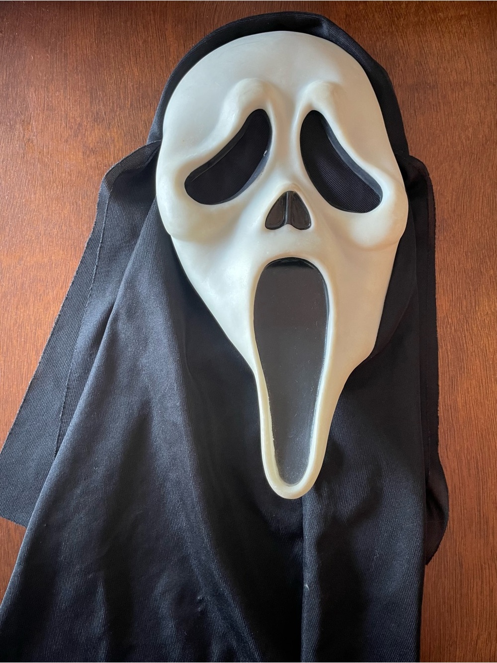 Classic Scream Ghost Face Mask Easter Unlimited Fun World Glow In Dark